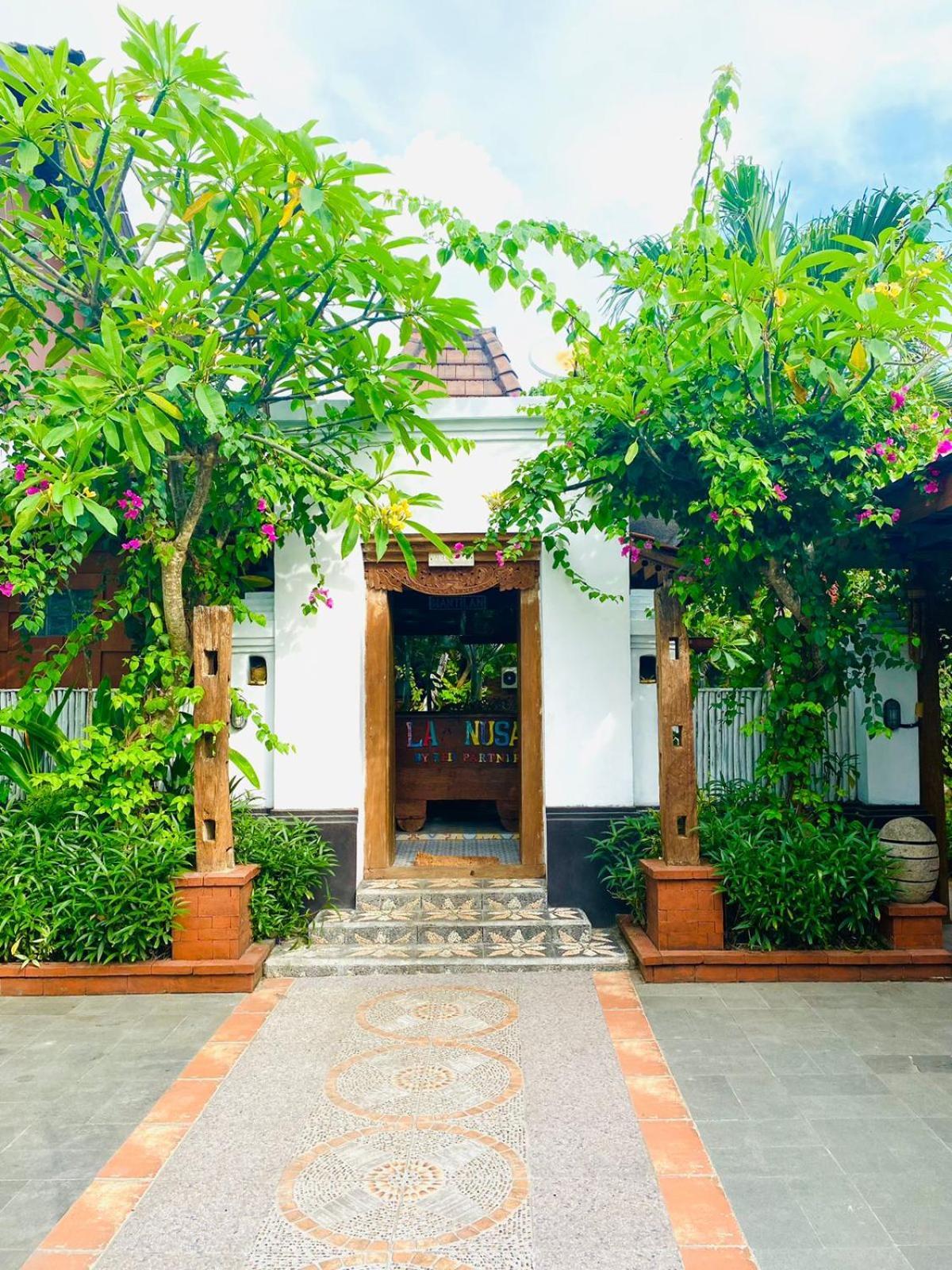 La Nusa Penida Homestay By Bijak Toyapakeh Экстерьер фото