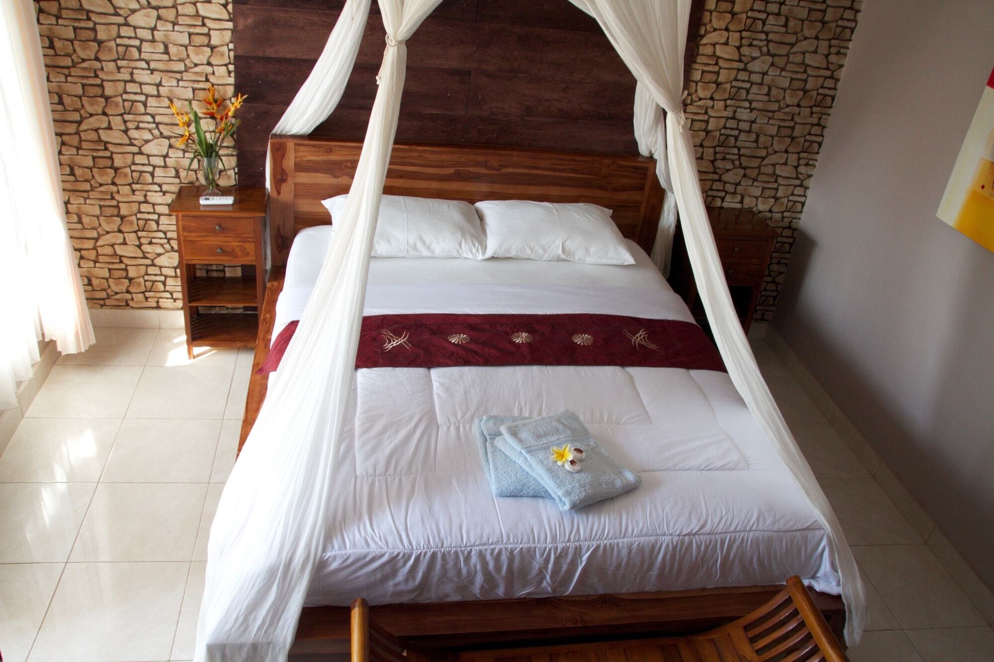 La Nusa Penida Homestay By Bijak Toyapakeh Экстерьер фото